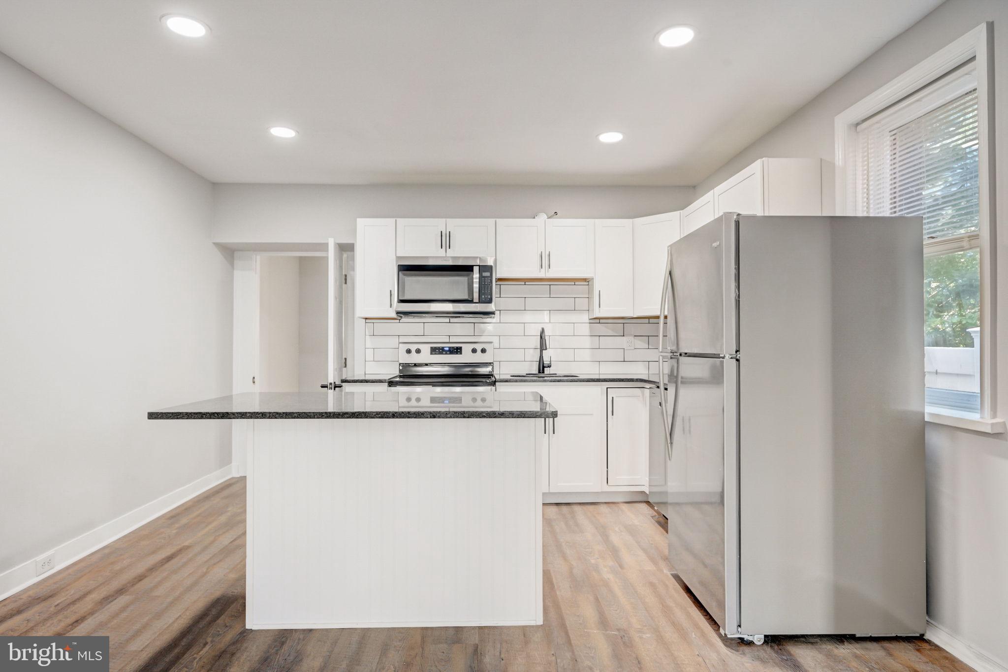 BRISTOL - Residential