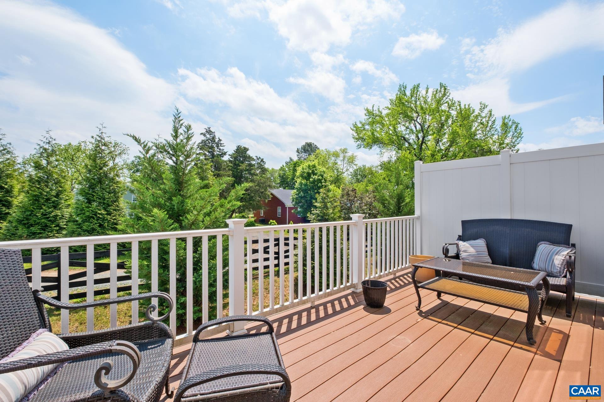 PLEASANT GREEN - Residential