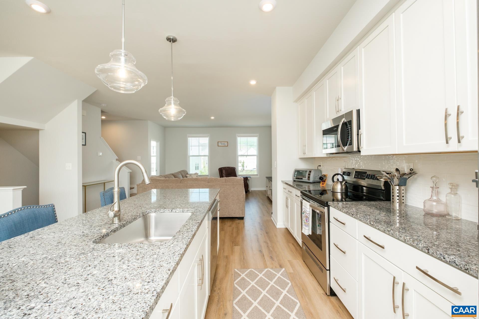 PLEASANT GREEN - Residential