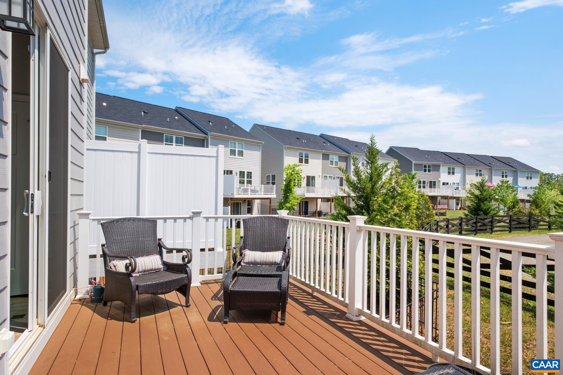 PLEASANT GREEN - Residential