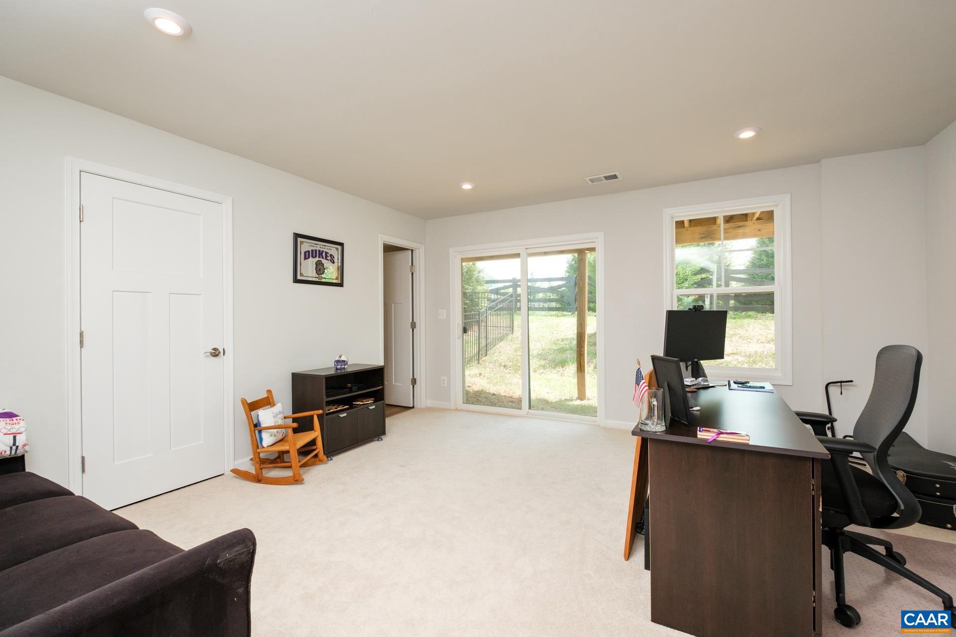 PLEASANT GREEN - Residential