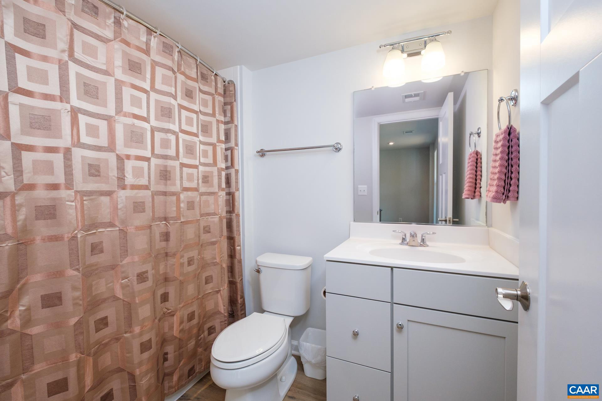 PLEASANT GREEN - Residential