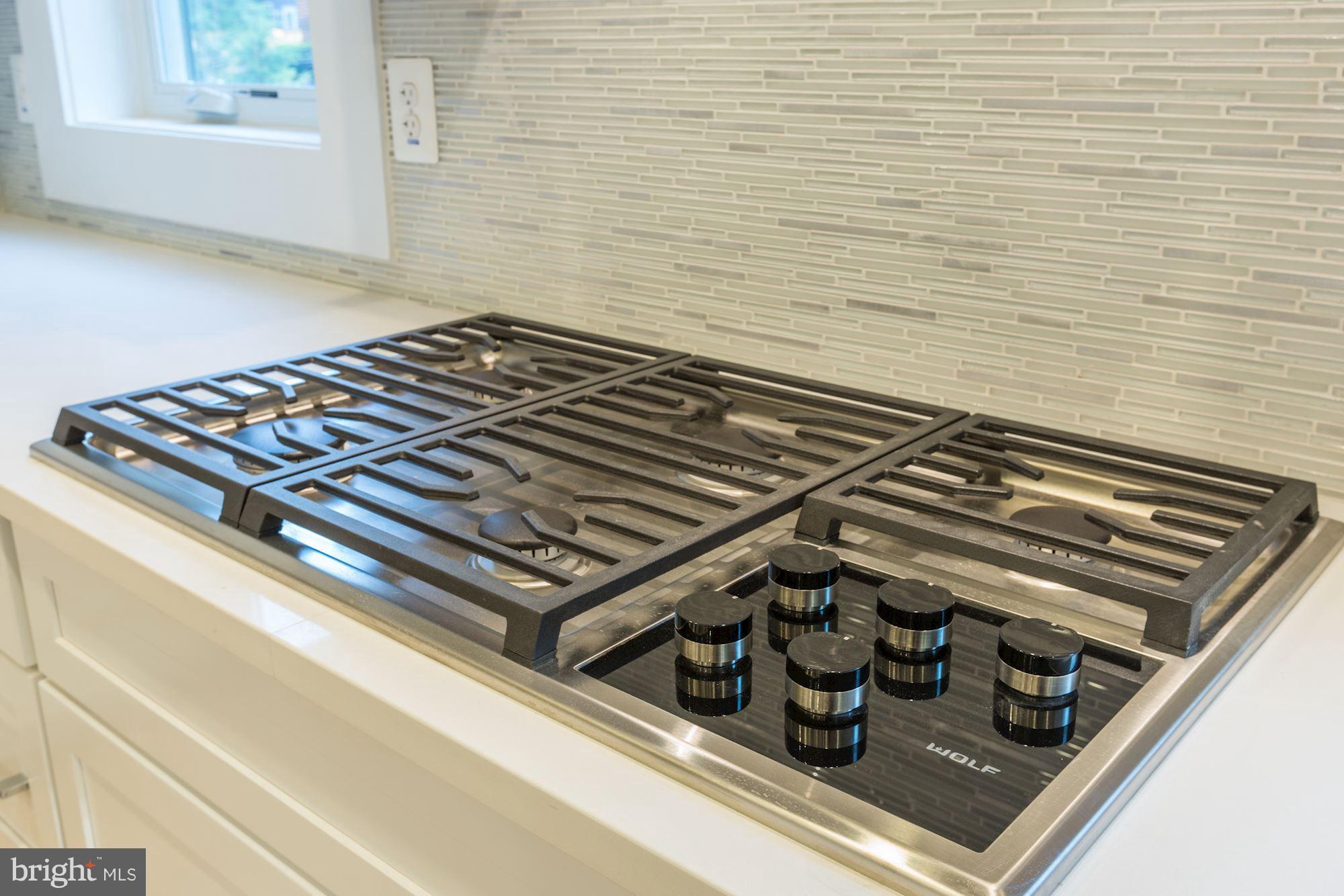 VIENNA WOODS - Residential