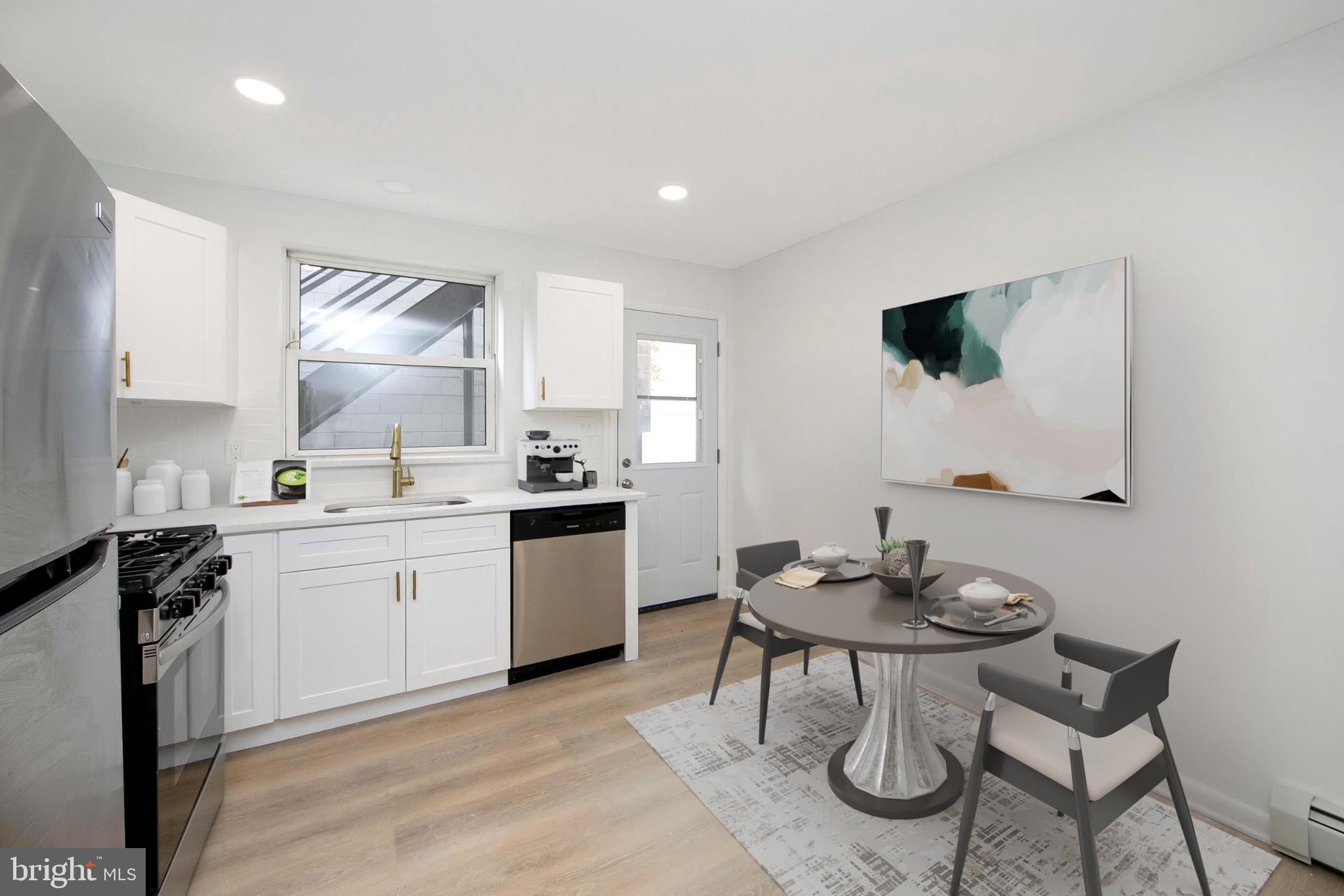 13 S BLACK HORSE PIKE 1B