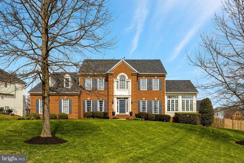 Photo of 22350 Dolomite Hills Drive, ASHBURN, VA 20148 (MLS # VALO2118920)