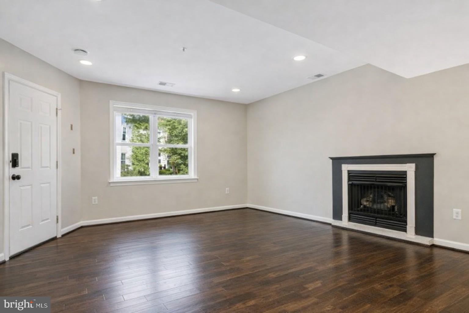 1519 CONSTITUTION AVENUE NE 101