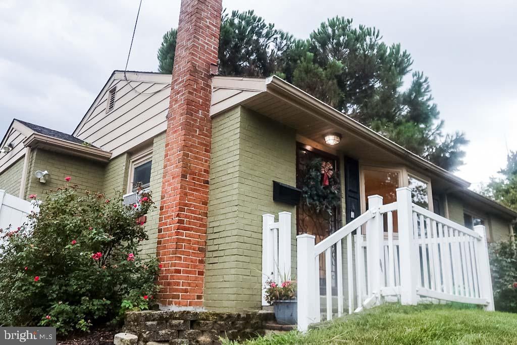 323 MOUNT VERNON AVENUE