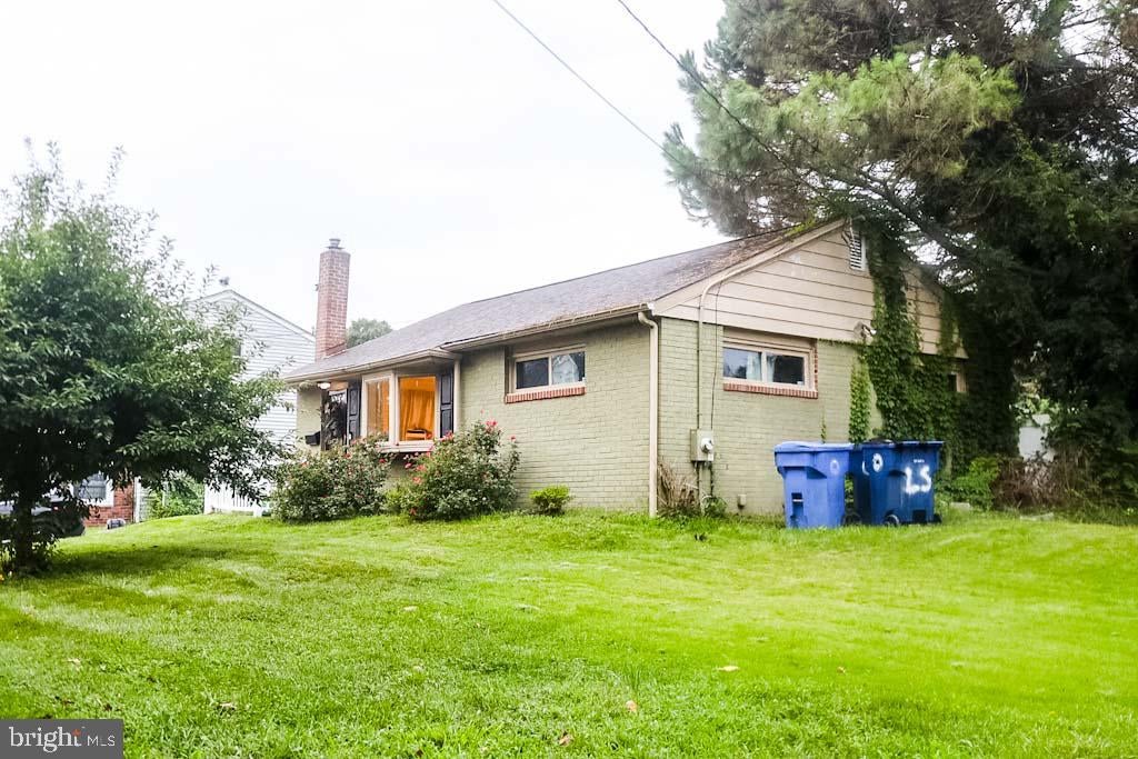 323 MOUNT VERNON AVENUE