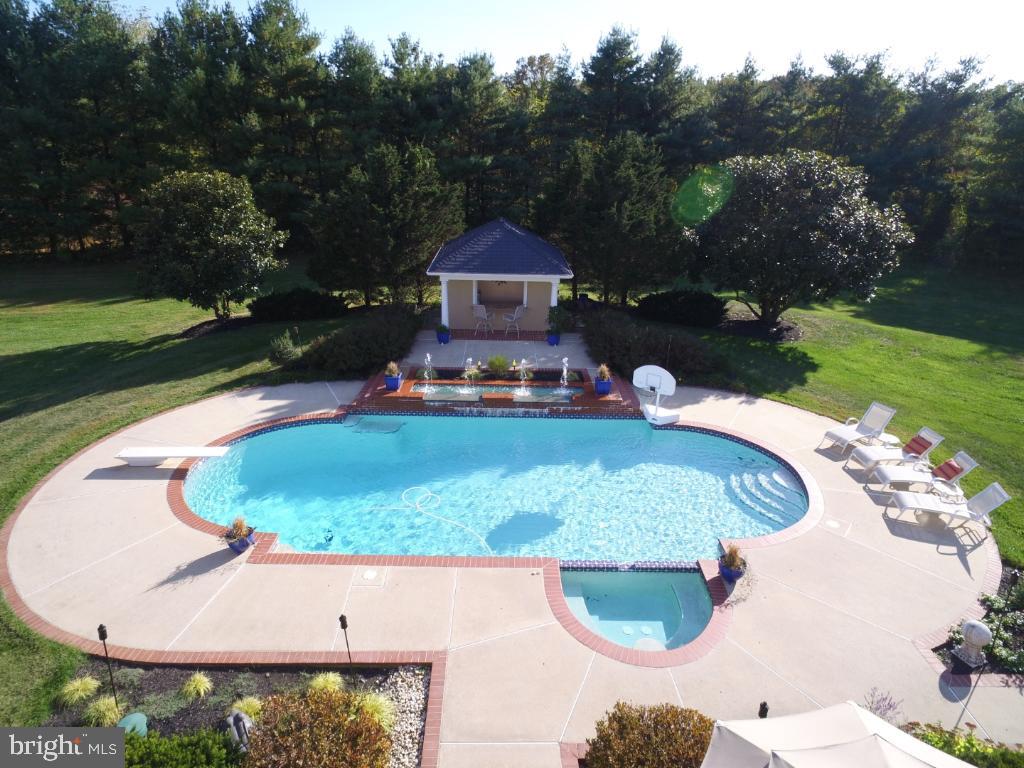 STERLING HEIGHTS - Residential