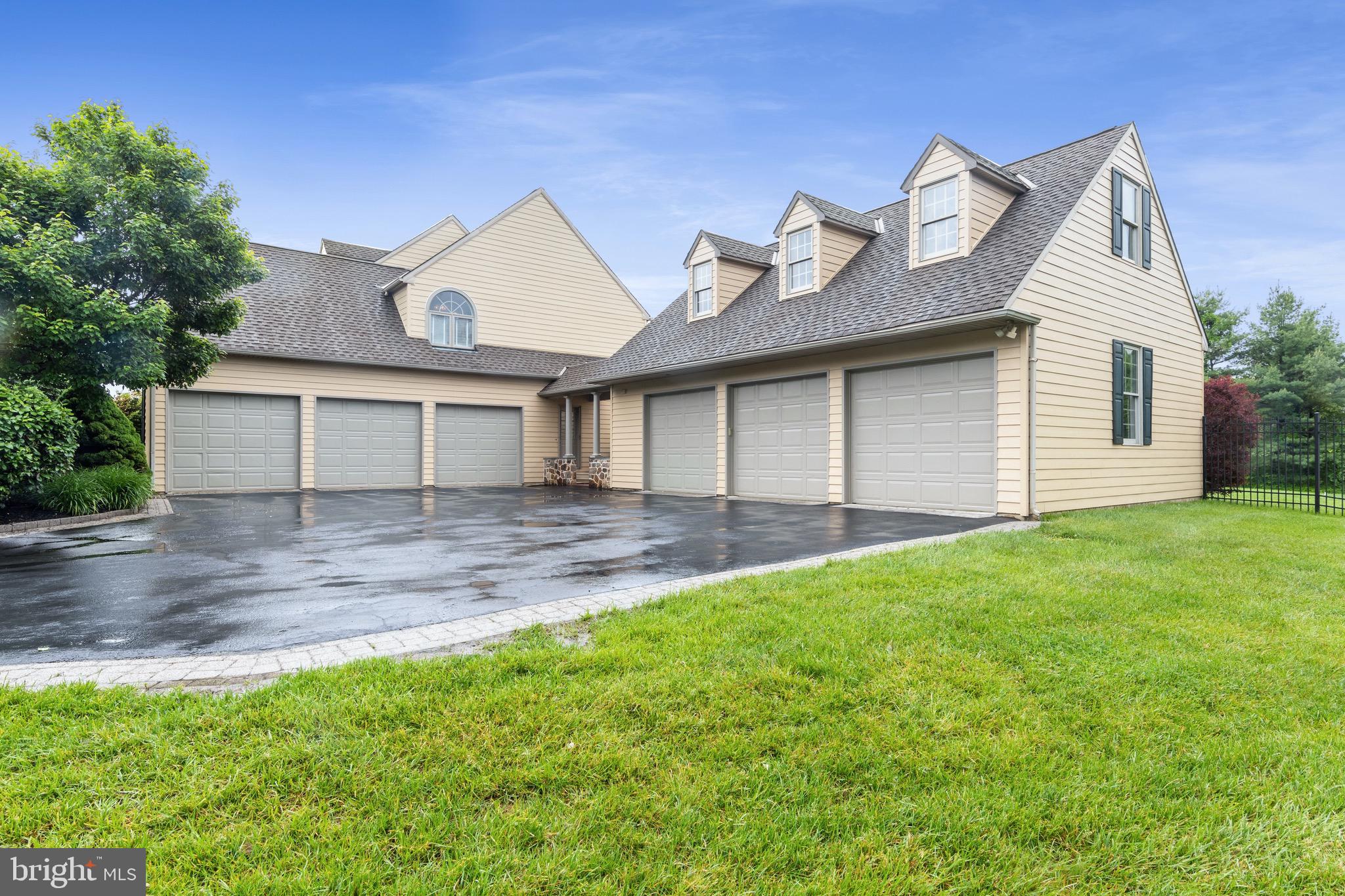 STERLING HEIGHTS - Residential