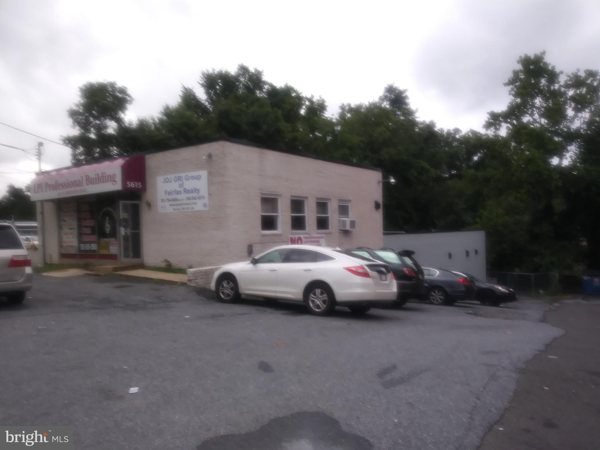 WEST CHEVERLY - Commercial Lease