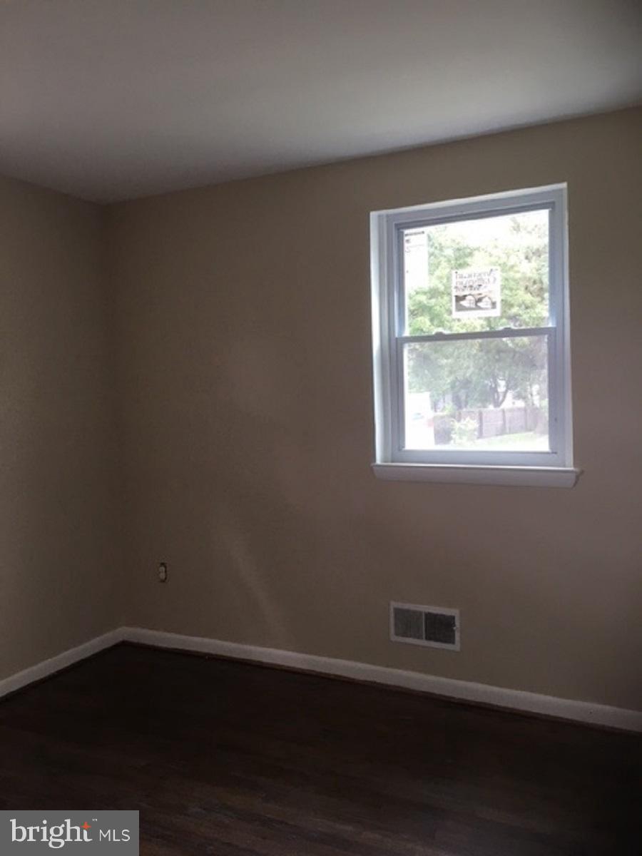 EAST COLUMBIA - Residential