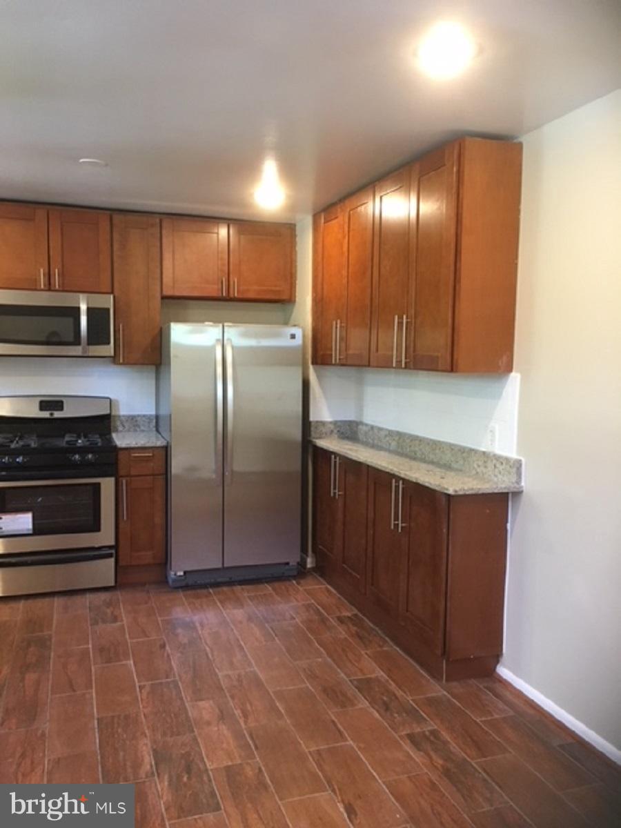 EAST COLUMBIA - Residential