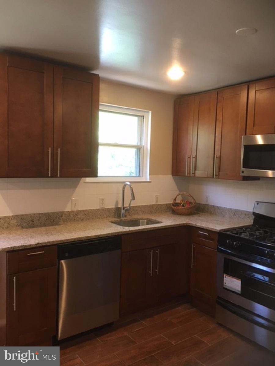 EAST COLUMBIA - Residential