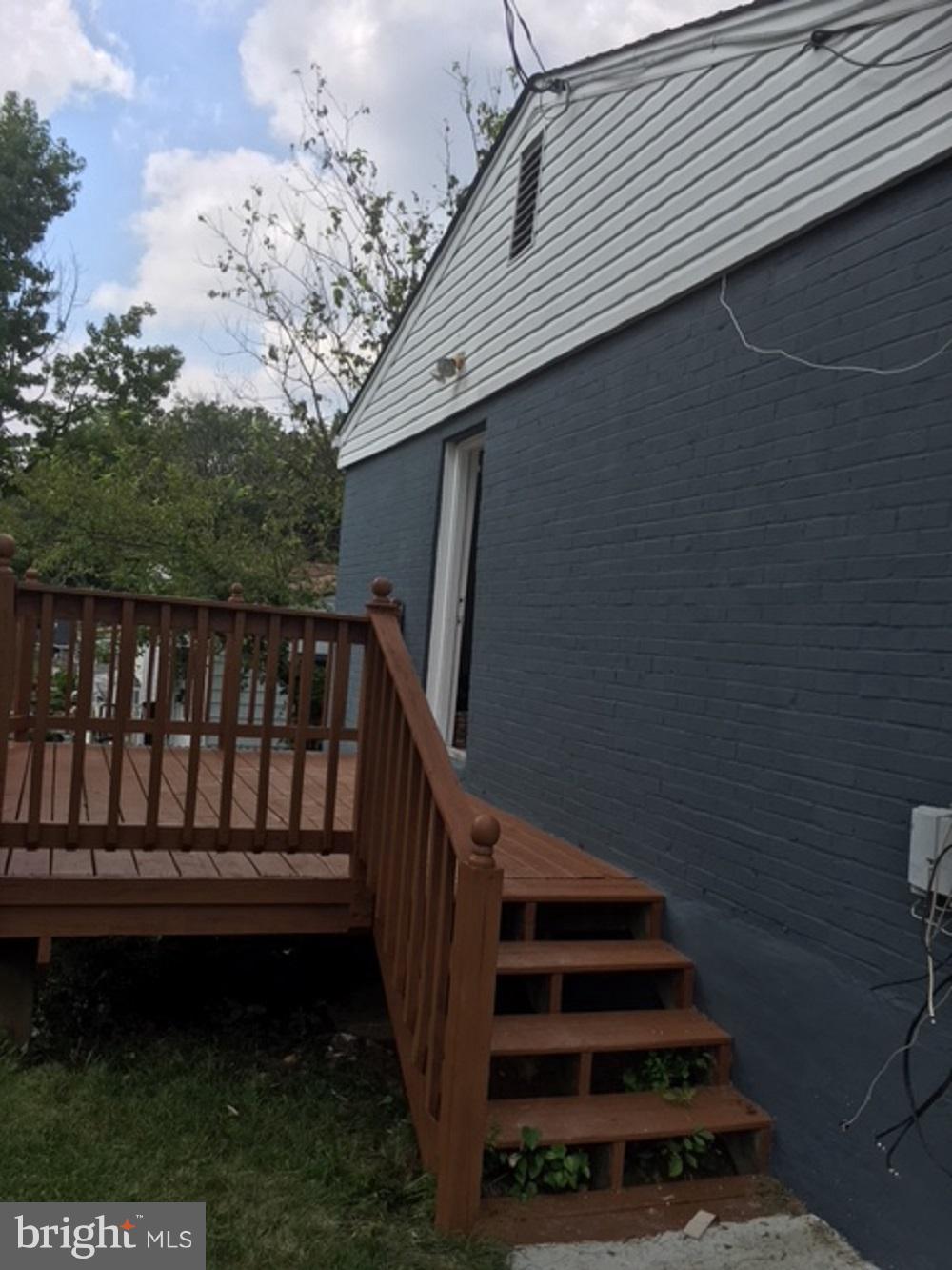 EAST COLUMBIA - Residential