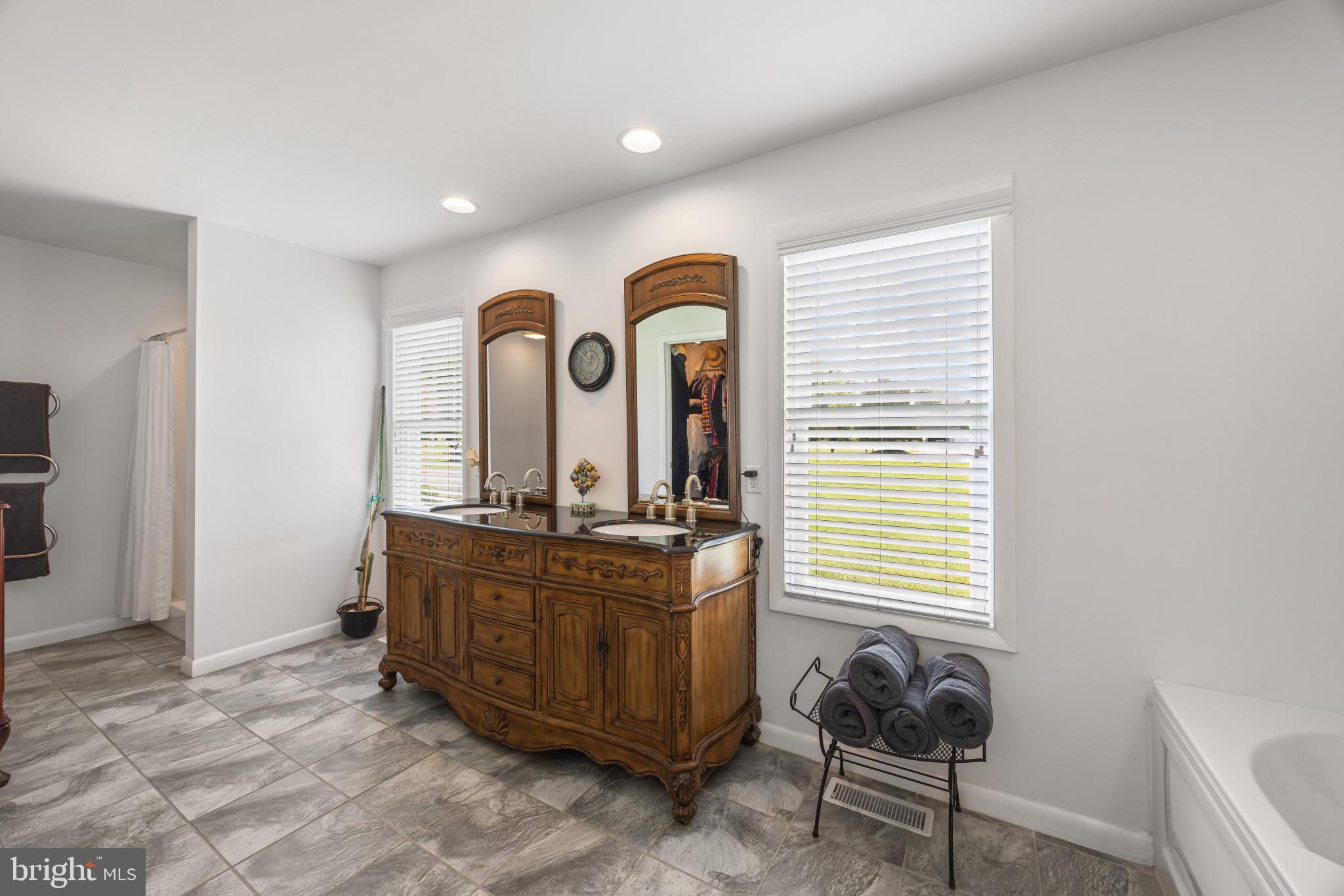 PROSPECT BAY - Residential