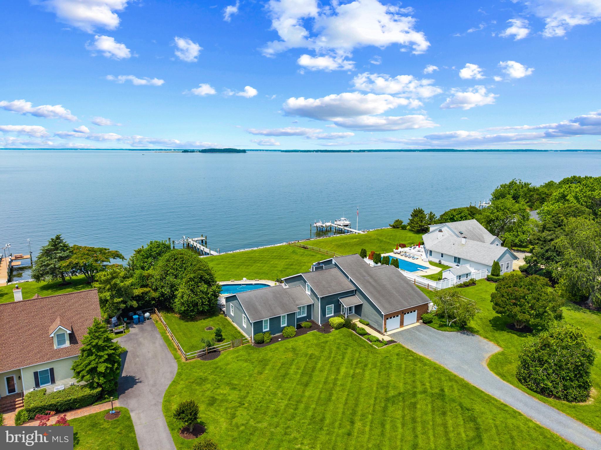 211 PROSPECT BAY DRIVE W