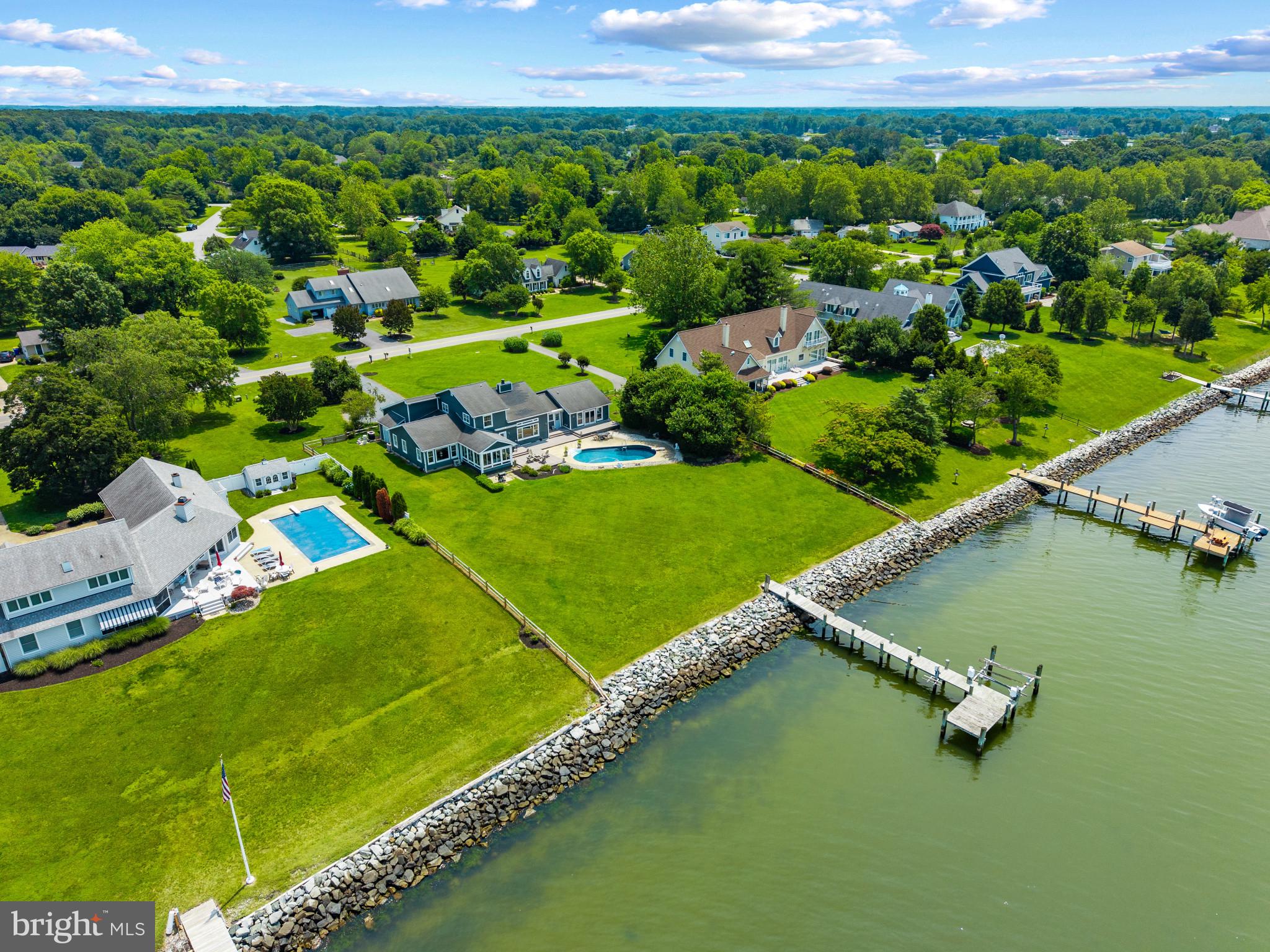 211 PROSPECT BAY DRIVE W