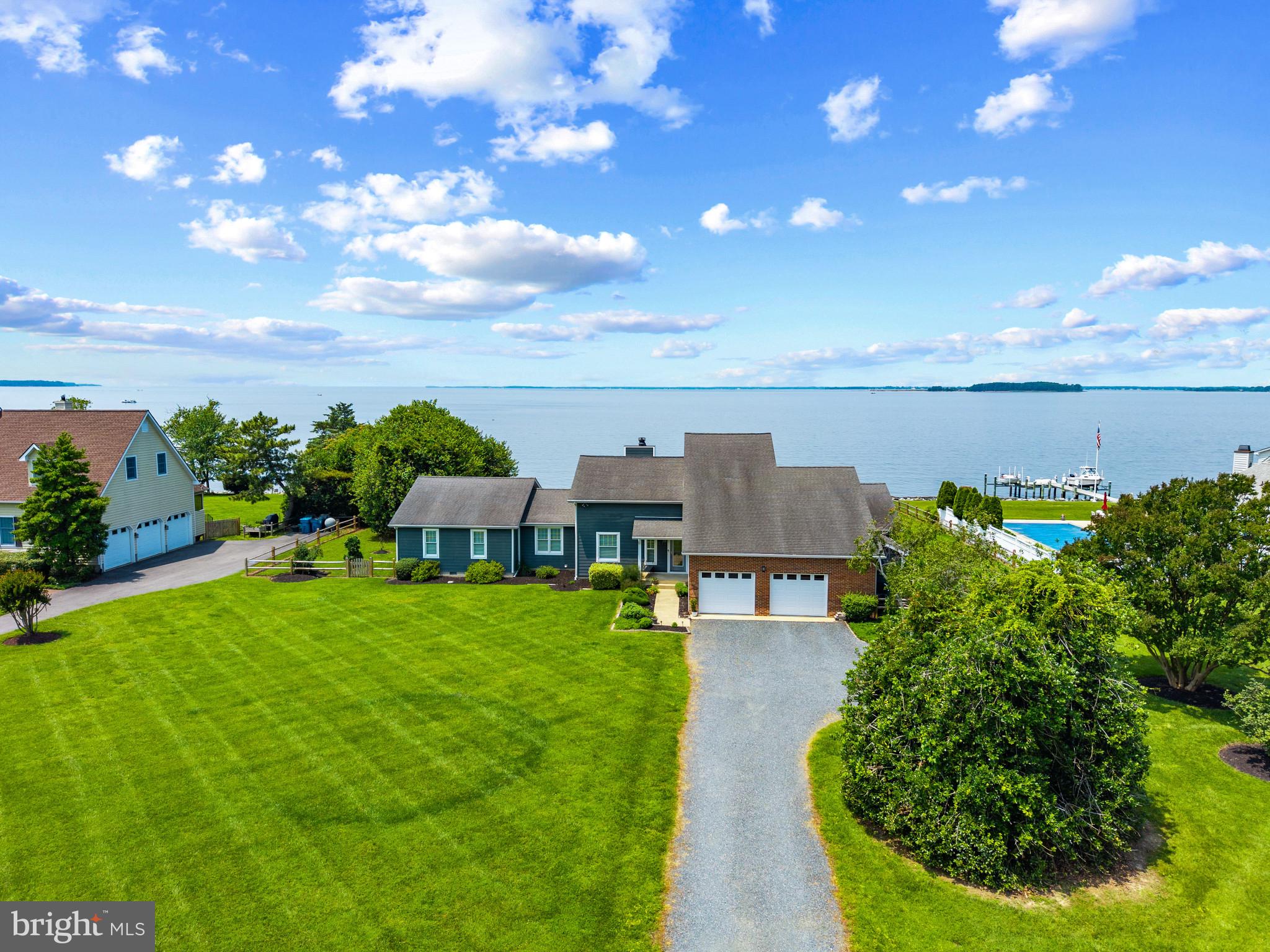 211 PROSPECT BAY DRIVE W