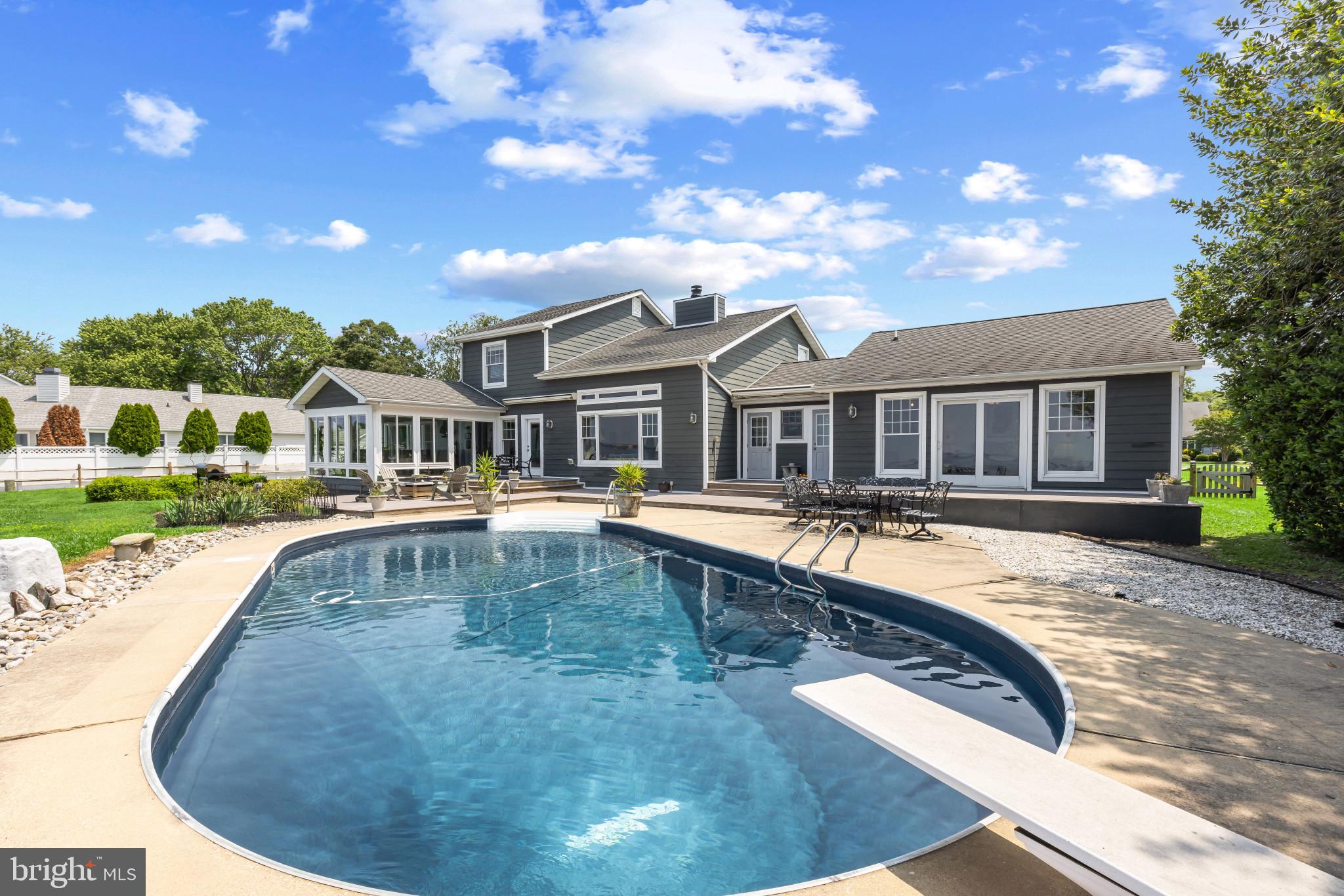 PROSPECT BAY - Residential