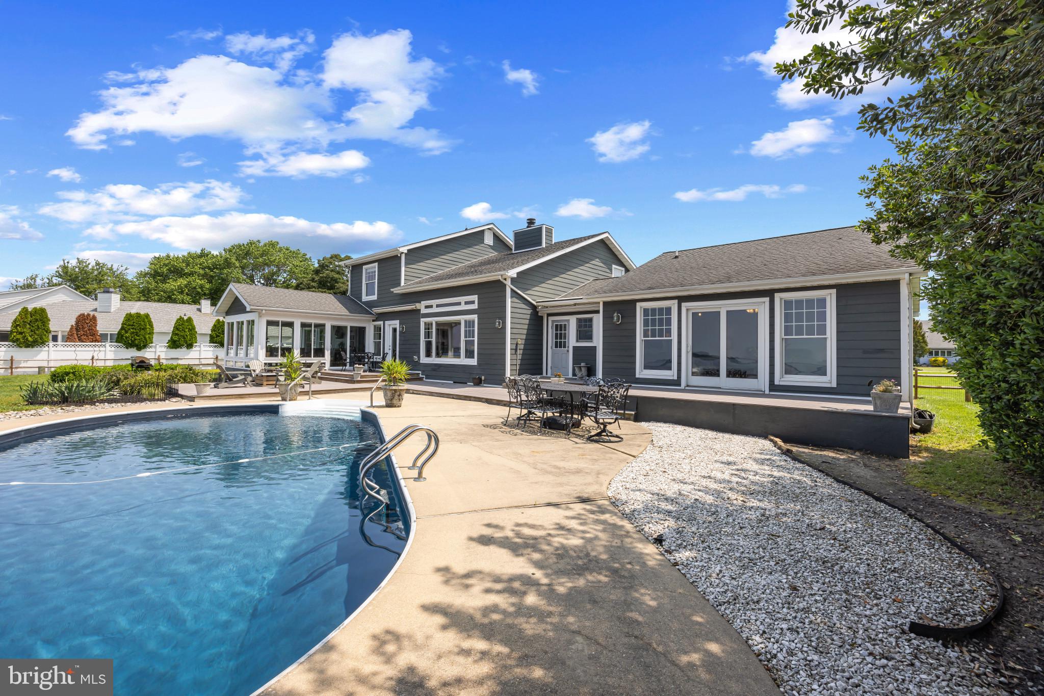 PROSPECT BAY - Residential