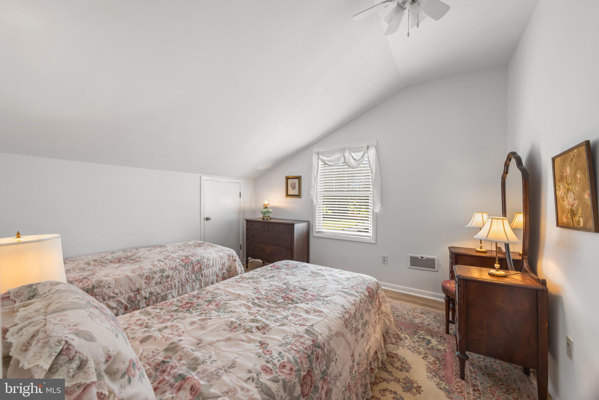 PROSPECT BAY - Residential