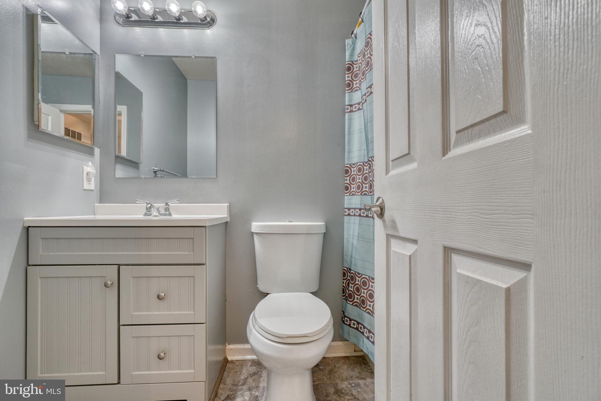 ROLLING VIEW GREEN - Residential