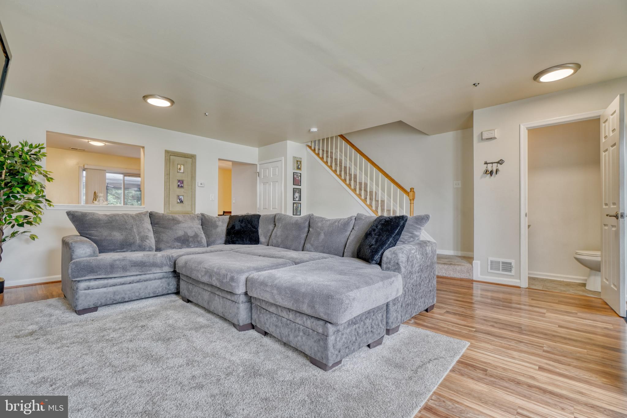 ROLLING VIEW GREEN - Residential