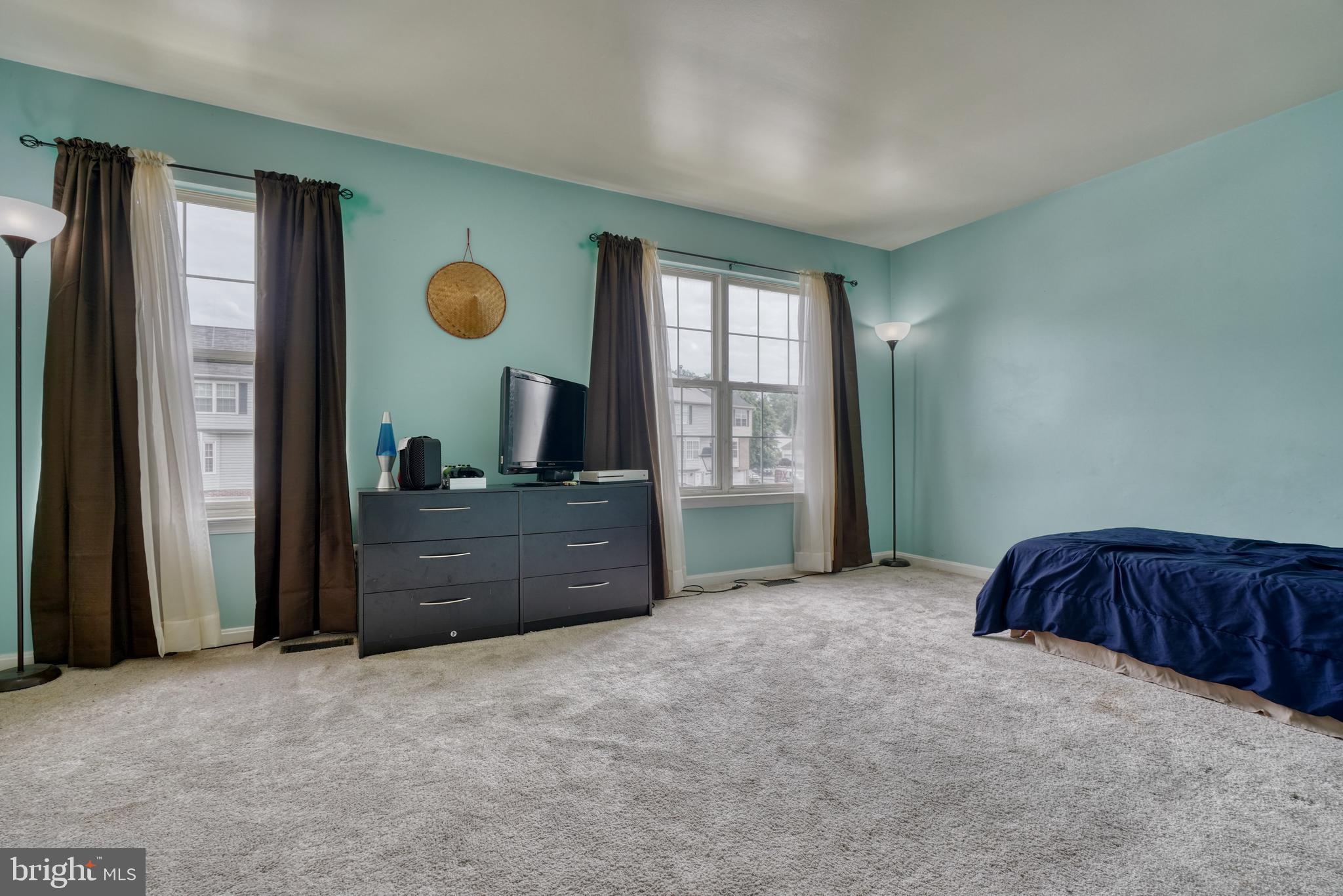 ROLLING VIEW GREEN - Residential