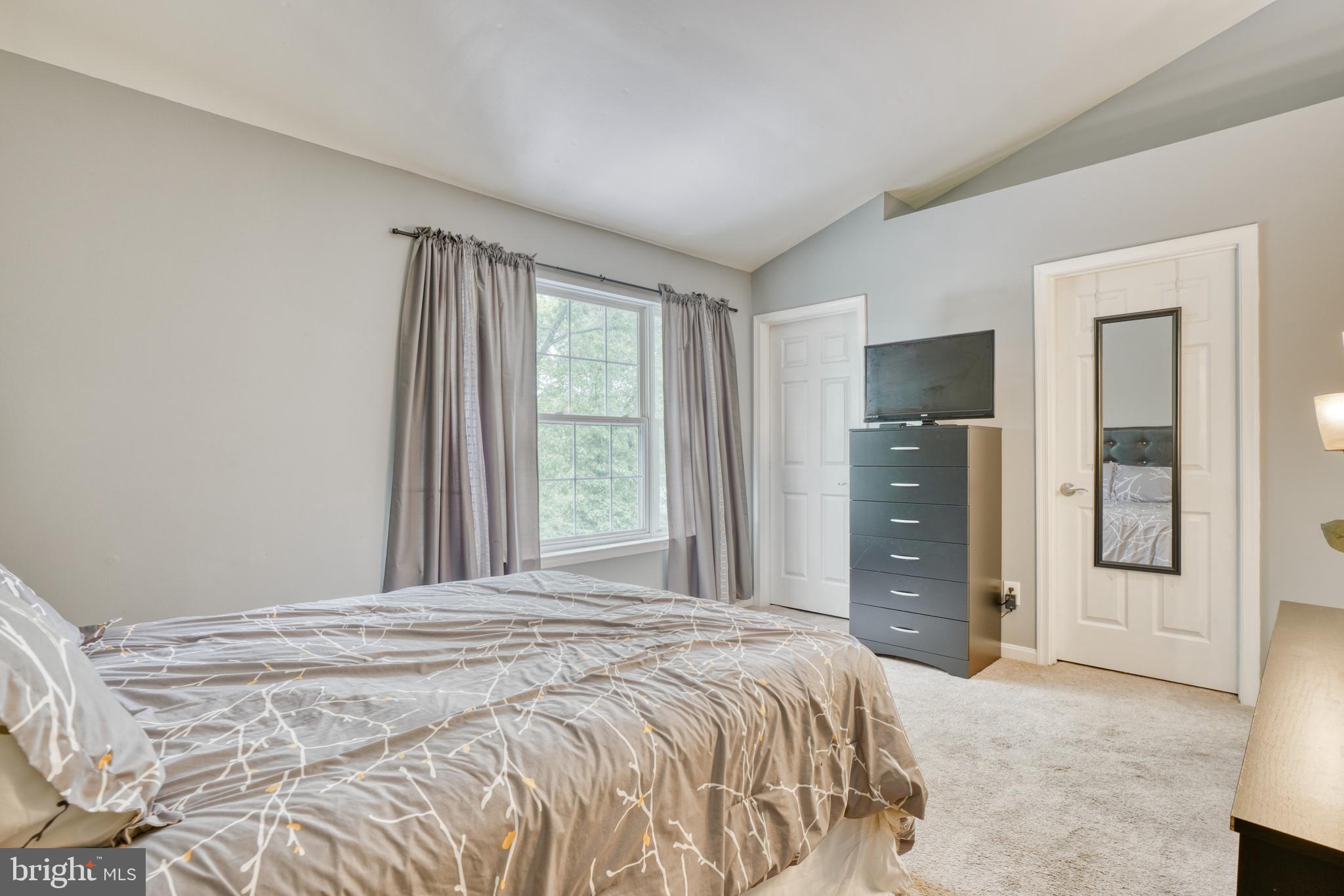 ROLLING VIEW GREEN - Residential