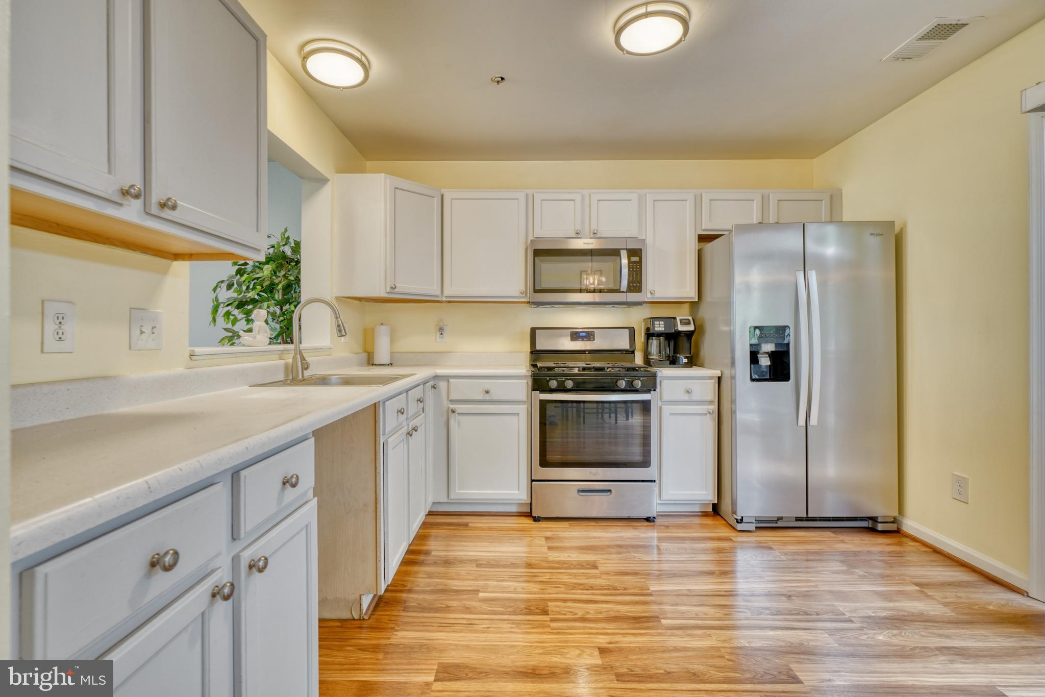 ROLLING VIEW GREEN - Residential