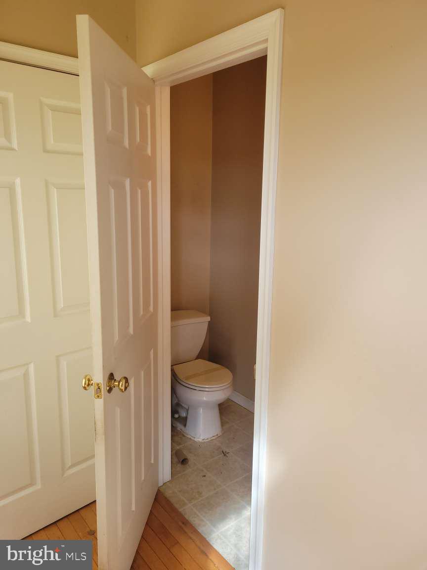 WINDSOR MANOR - Residential