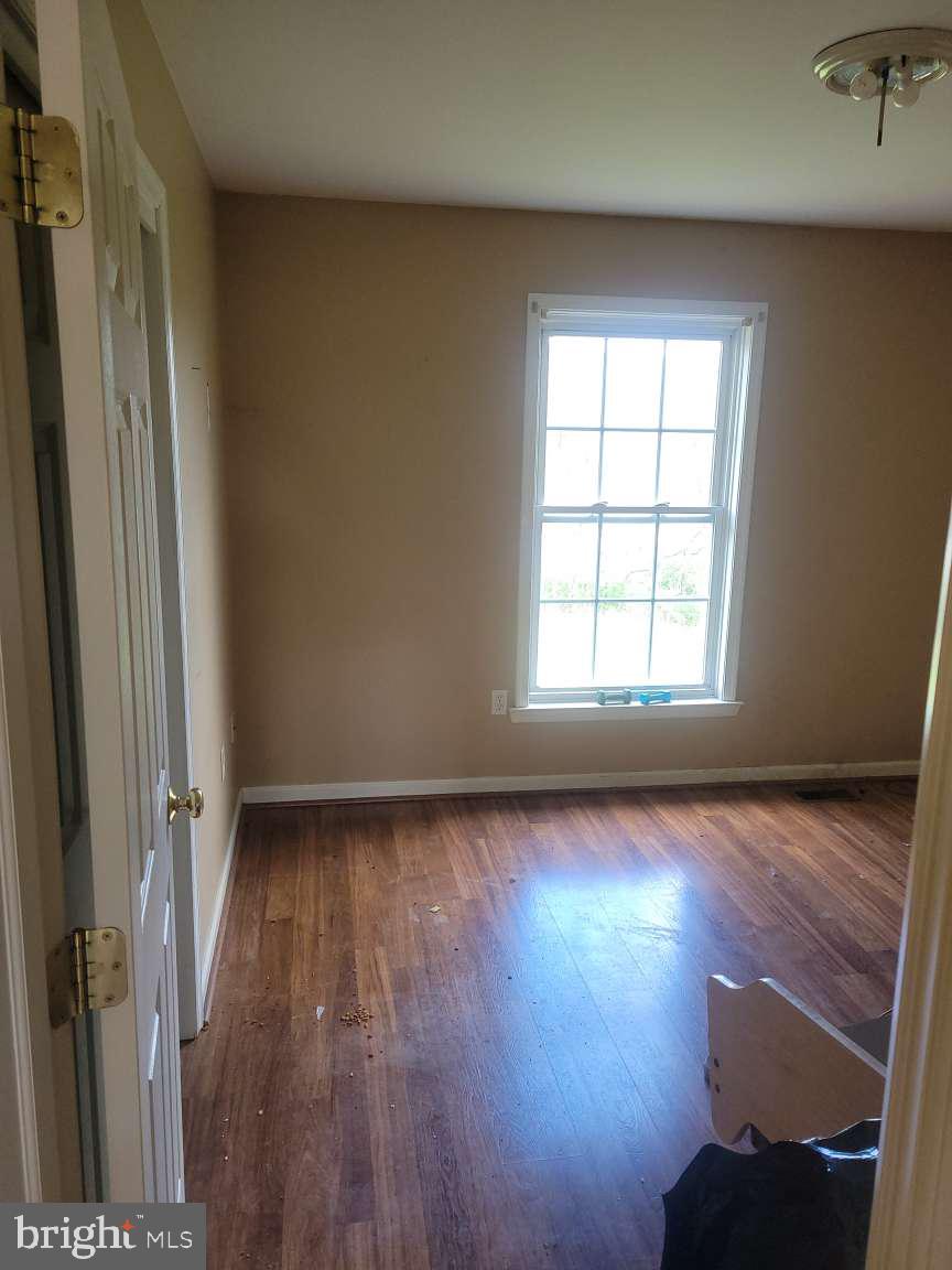 WINDSOR MANOR - Residential