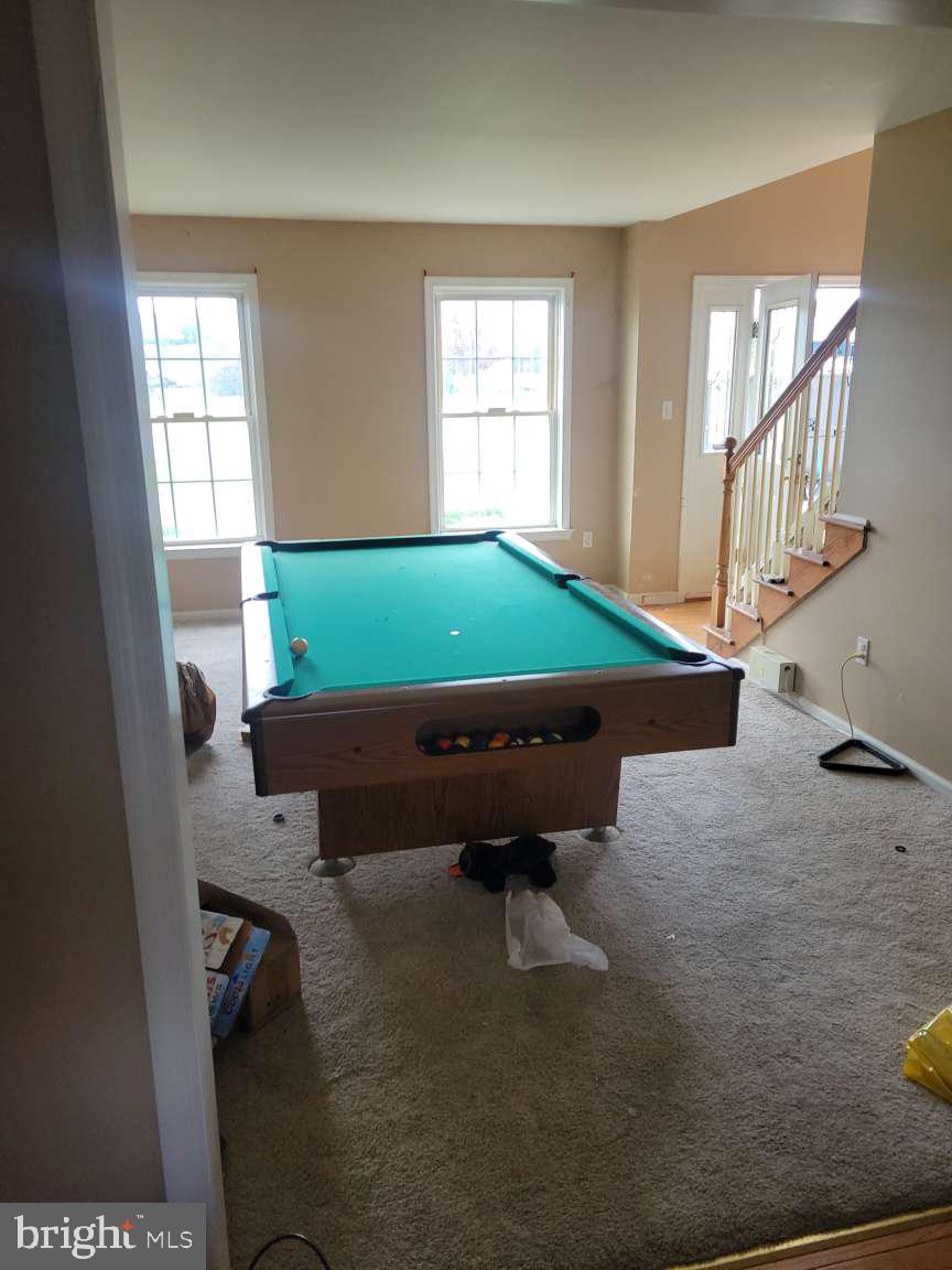 WINDSOR MANOR - Residential