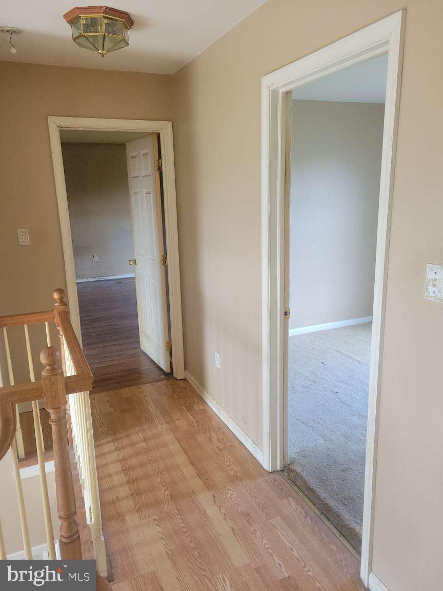 WINDSOR MANOR - Residential