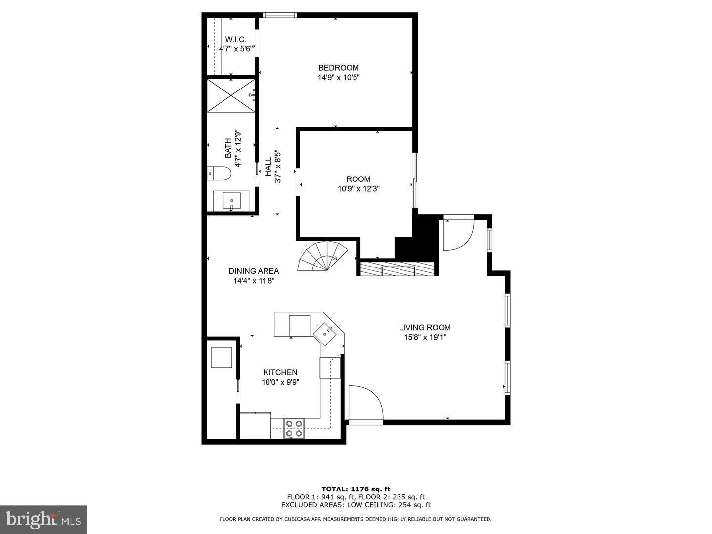TREVOR HOUSE - Residential Lease