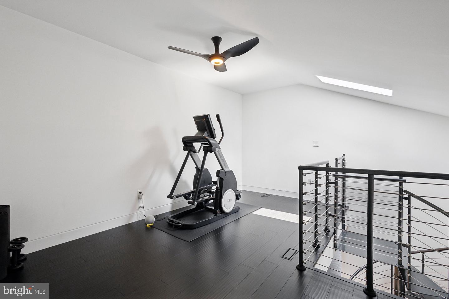 TREVOR HOUSE - Residential Lease