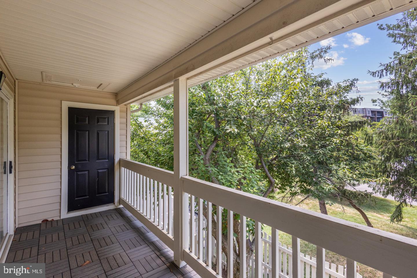 TREVOR HOUSE - Residential Lease