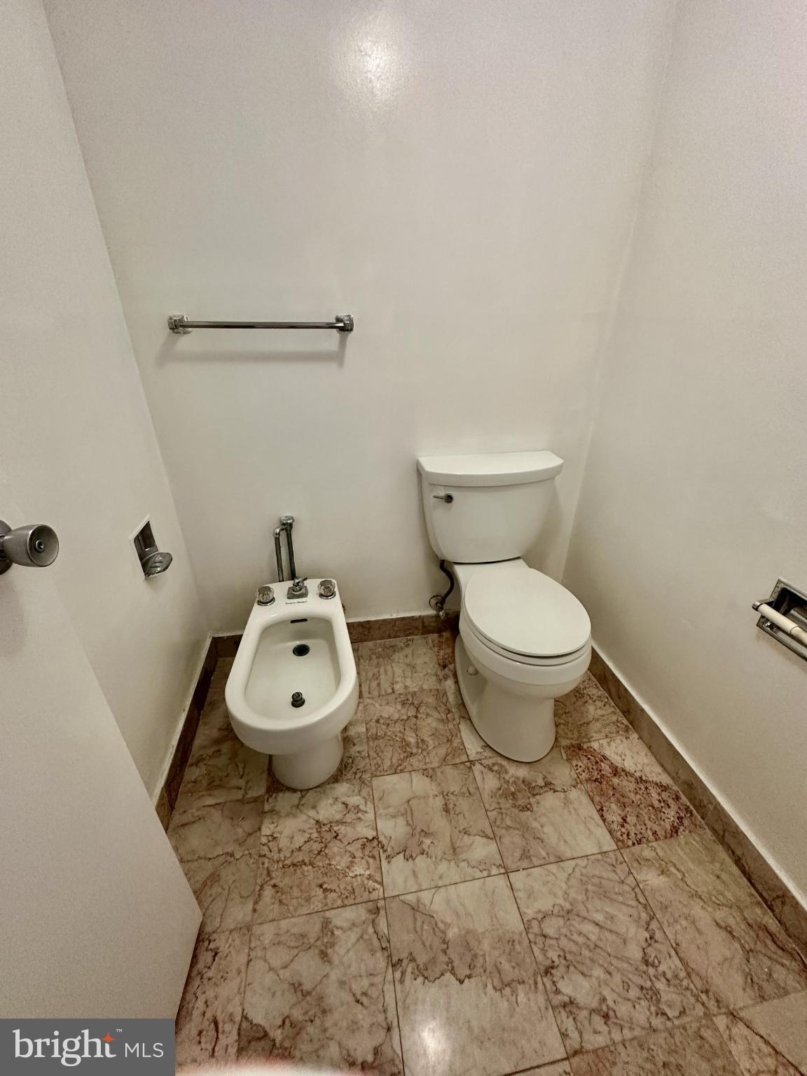 THE FORUM - Residential Lease