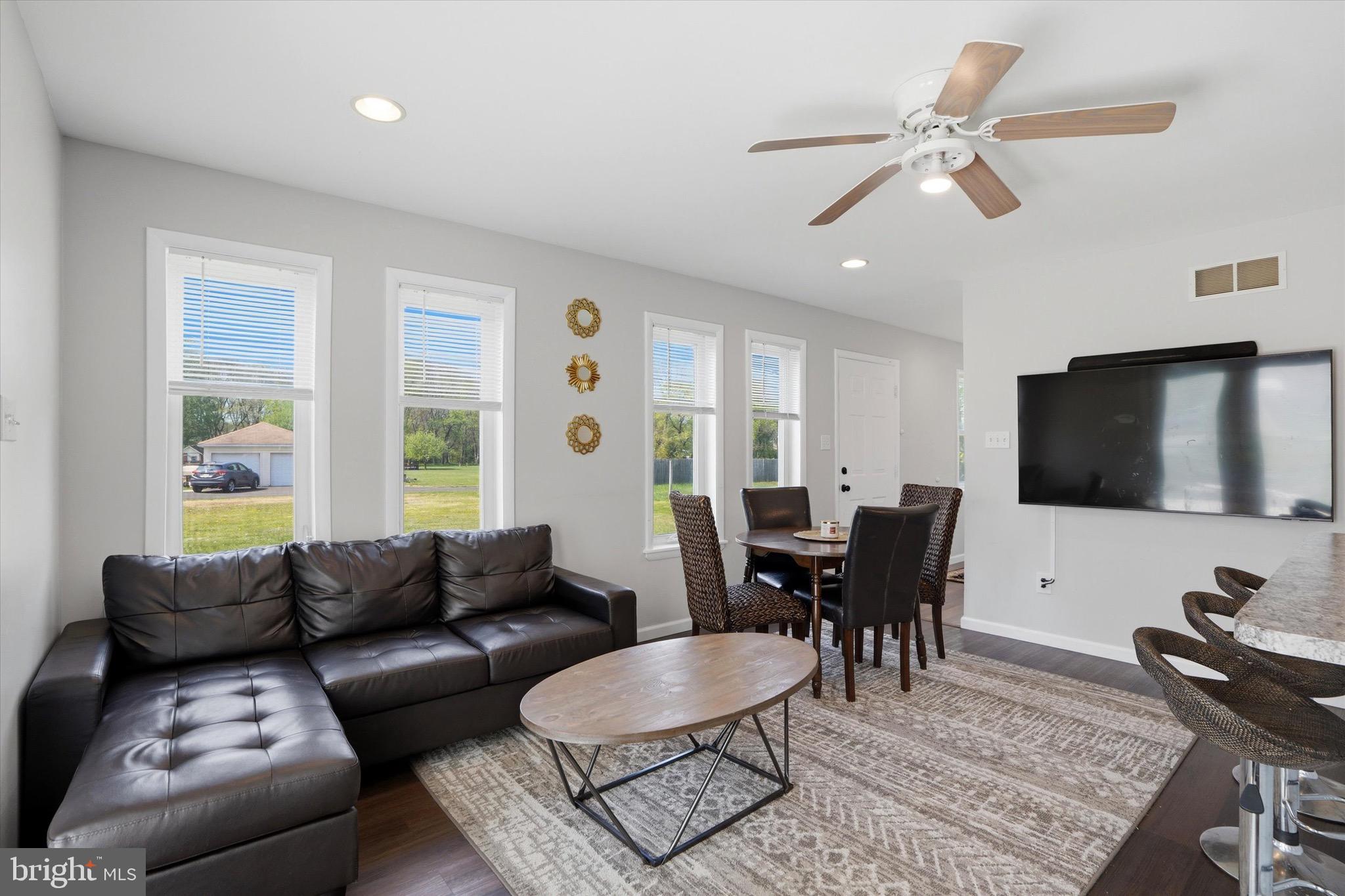 NORTH PENN CROSSIN - Residential