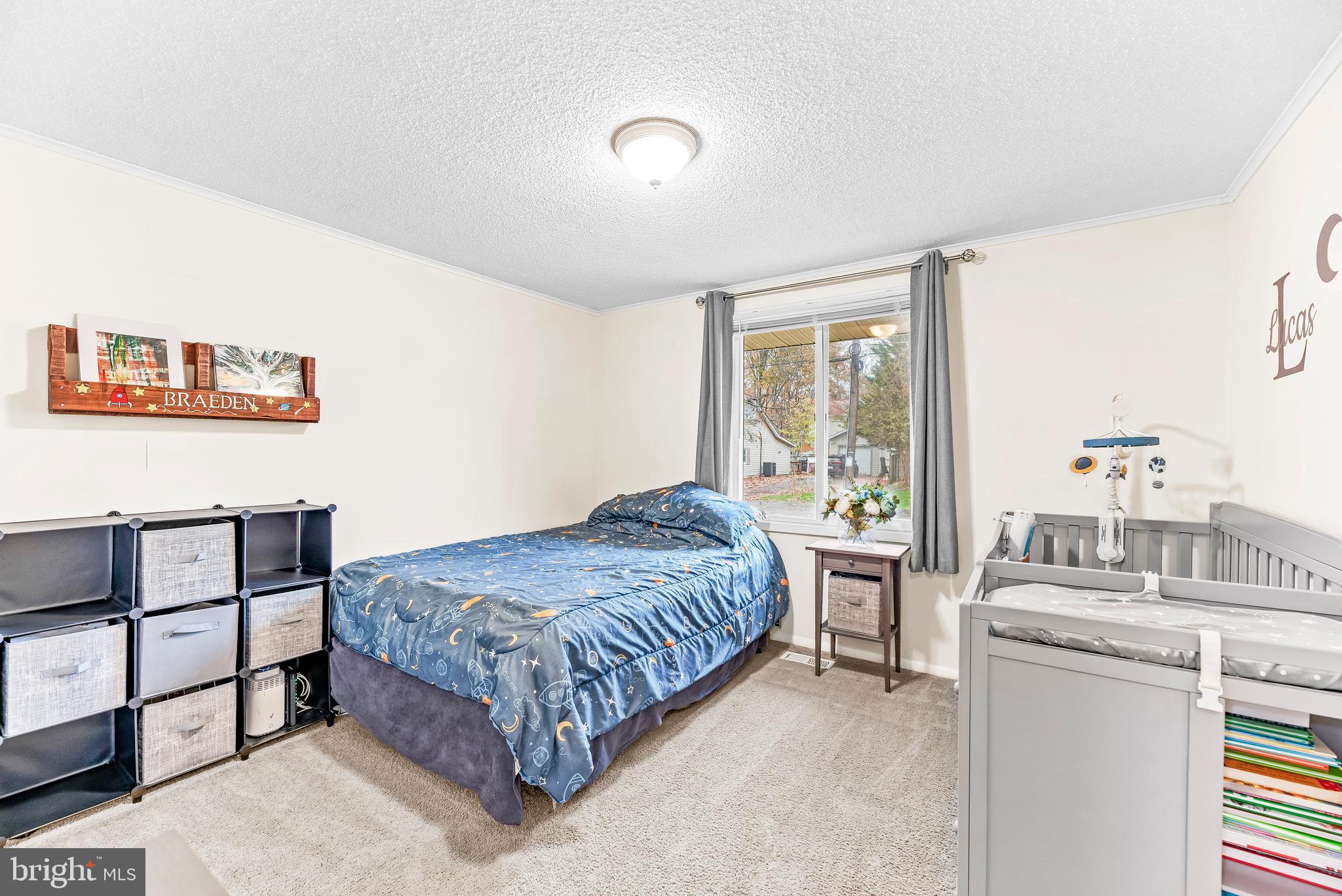 AVALON SHORES - Residential