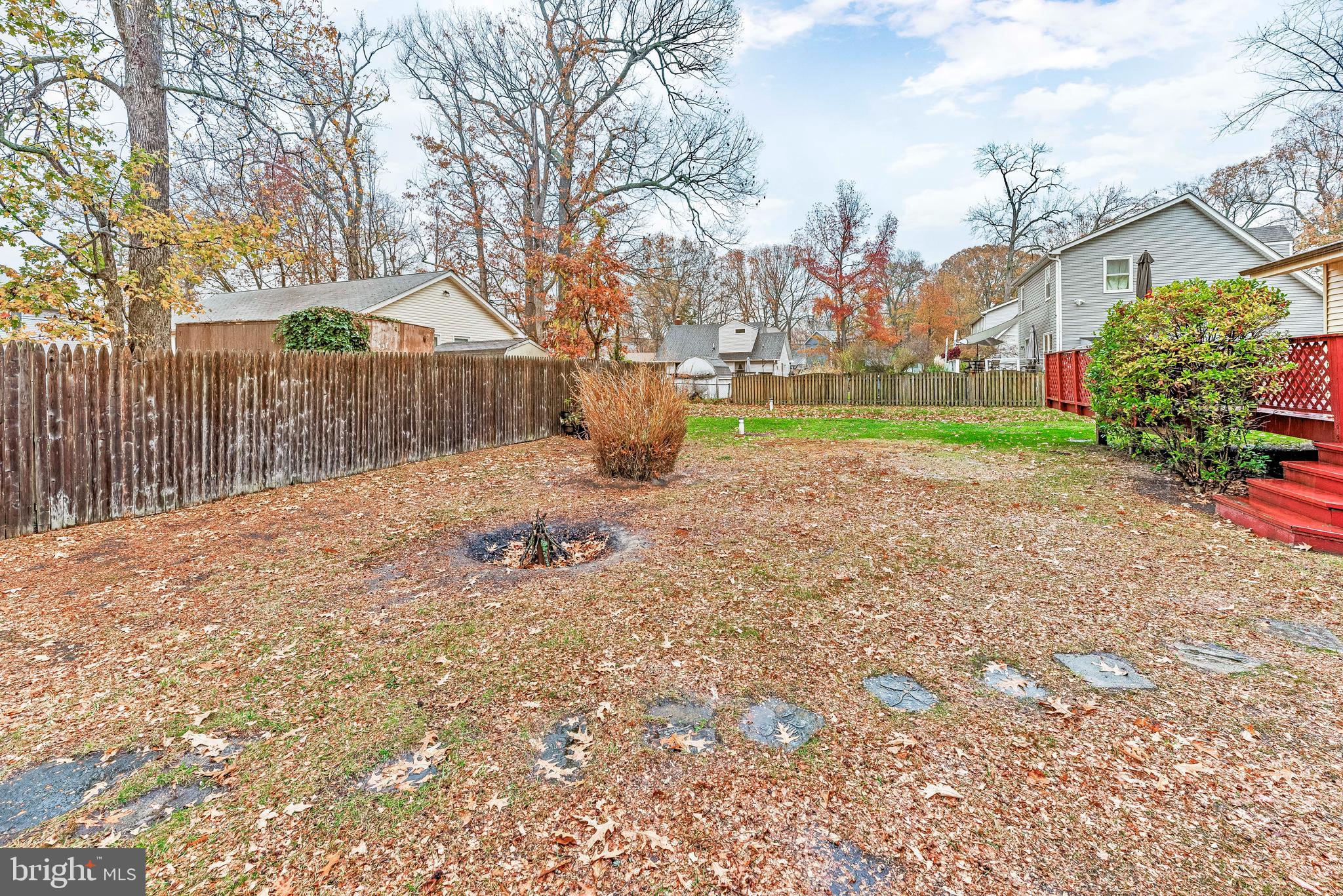 AVALON SHORES - Residential