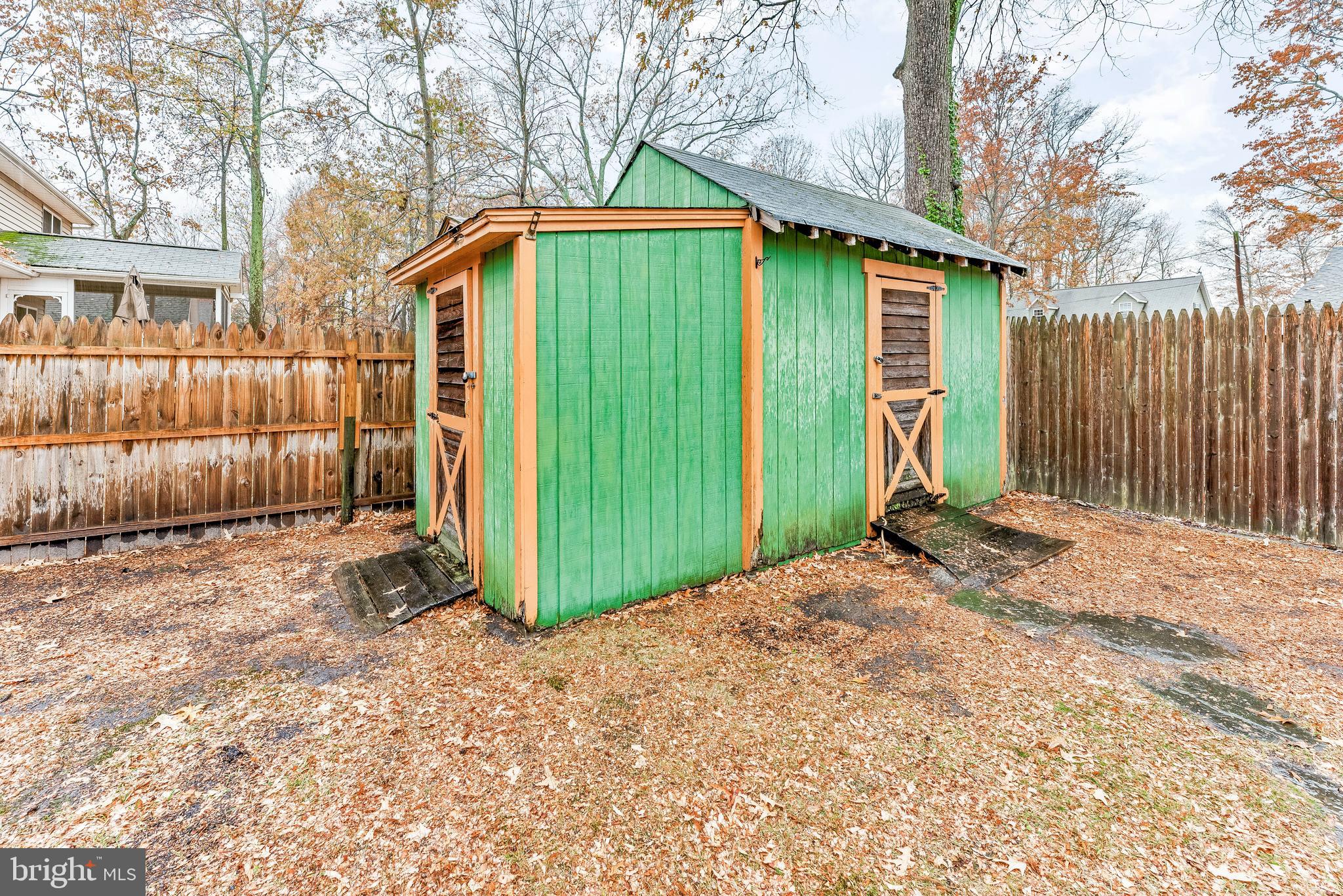 AVALON SHORES - Residential