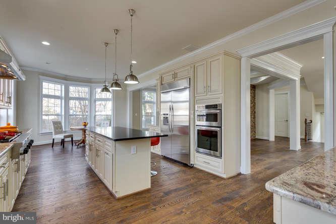 BROYHILLS MCLEAN ESTATES - Residential