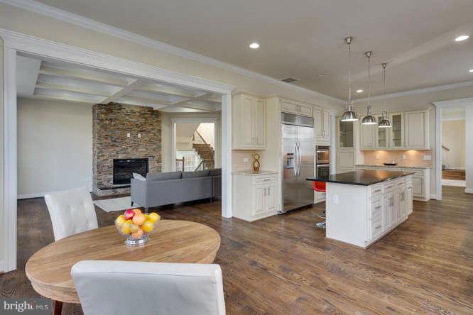 BROYHILLS MCLEAN ESTATES - Residential