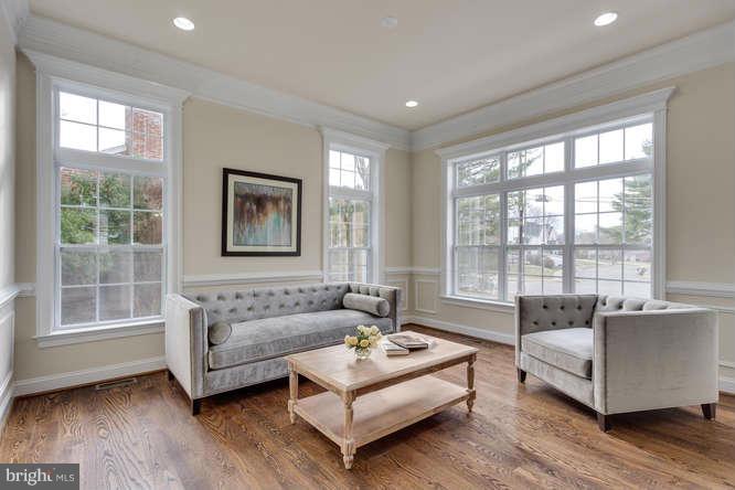 BROYHILLS MCLEAN ESTATES - Residential