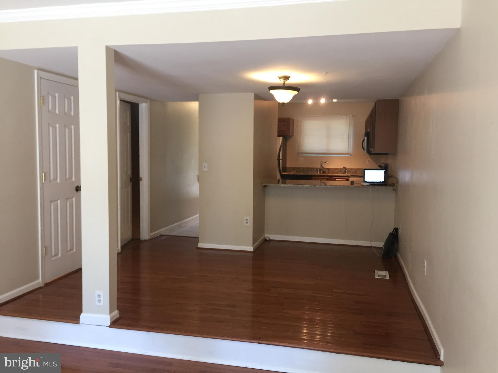 WALNUT RIDGE - Residential Lease