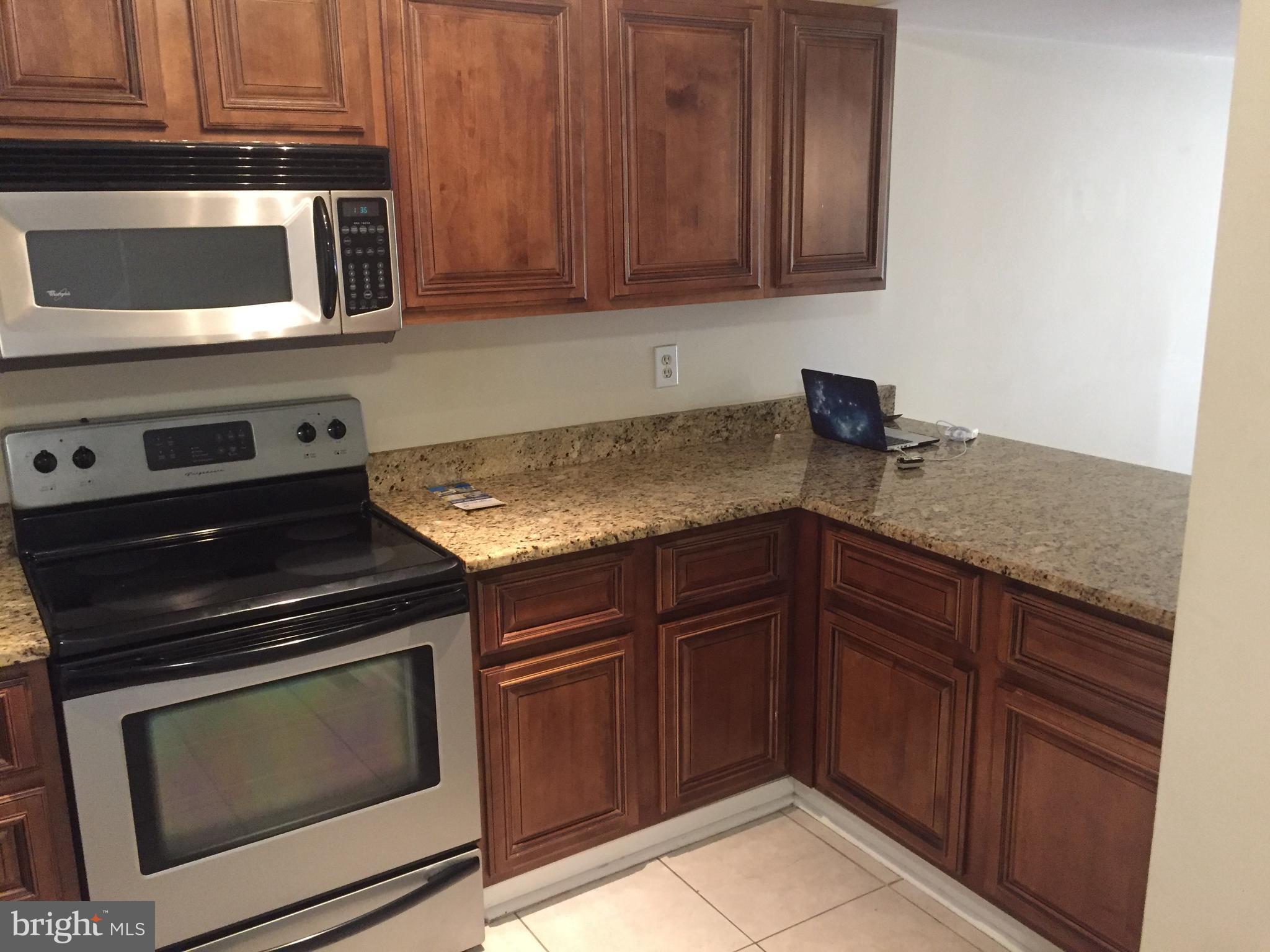 WALNUT RIDGE - Residential Lease