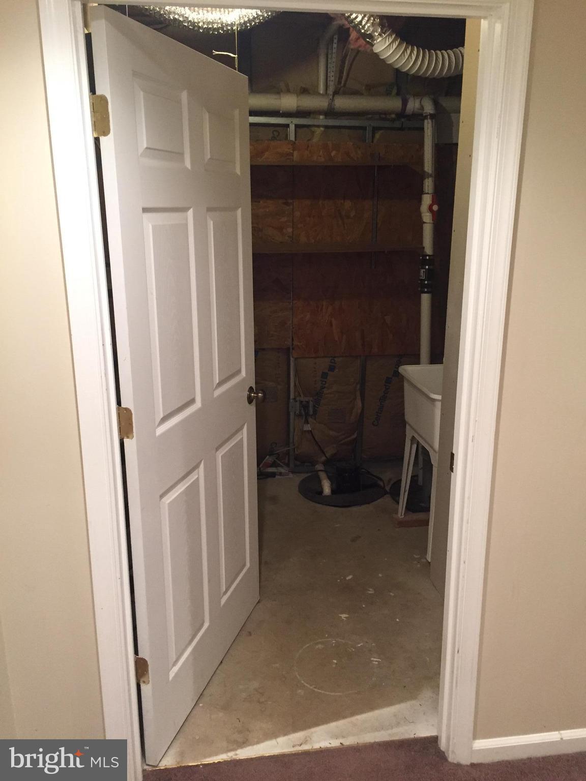 WALNUT RIDGE - Residential Lease