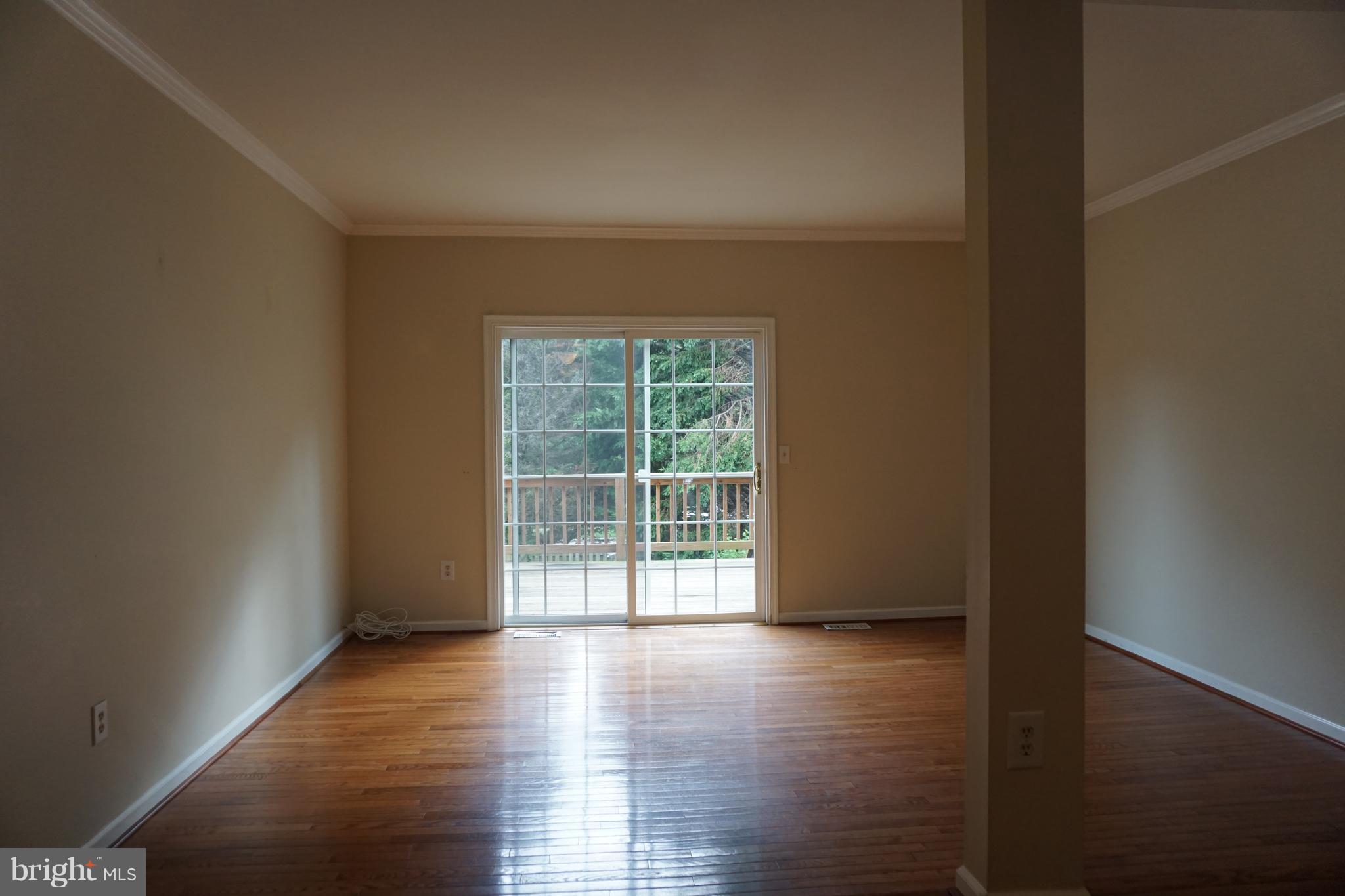 WALNUT RIDGE - Residential Lease